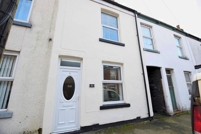 2 Bedroom Terraced House To Rent In Nelson Street, Scarborough, YO12