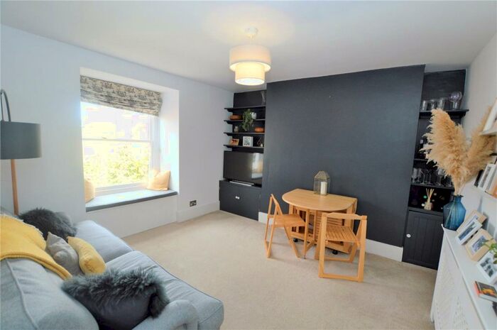 2 Bedroom Apartment To Rent In Selhurst Road, London, SE25