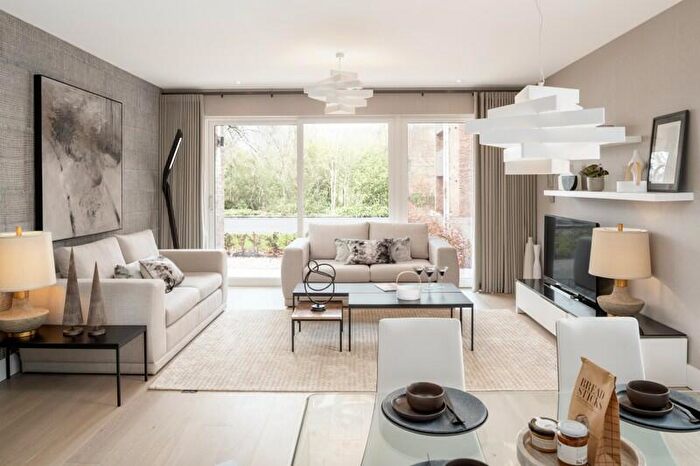 1 Bedroom Apartment For Sale In School Drive, Glasgow, G13