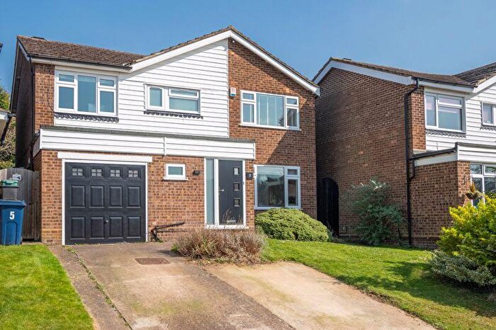 4 Bedroom Detached House To Rent In Marlow Bottom, SL7
