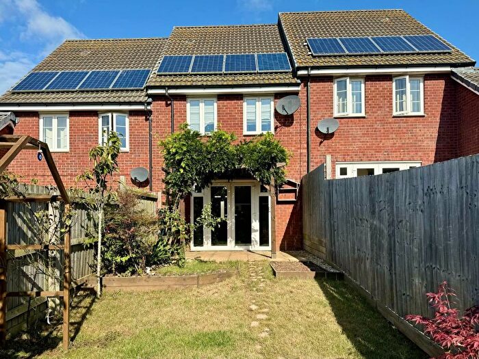 2 Bedroom Property To Rent In Hook Drive, Exeter, EX2