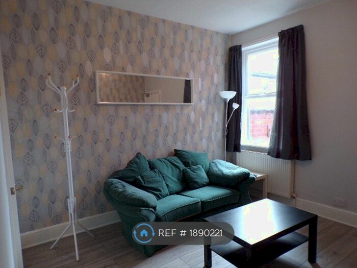 3 Bedroom Terraced House To Rent In Melbourne Road, Coventry, CV5