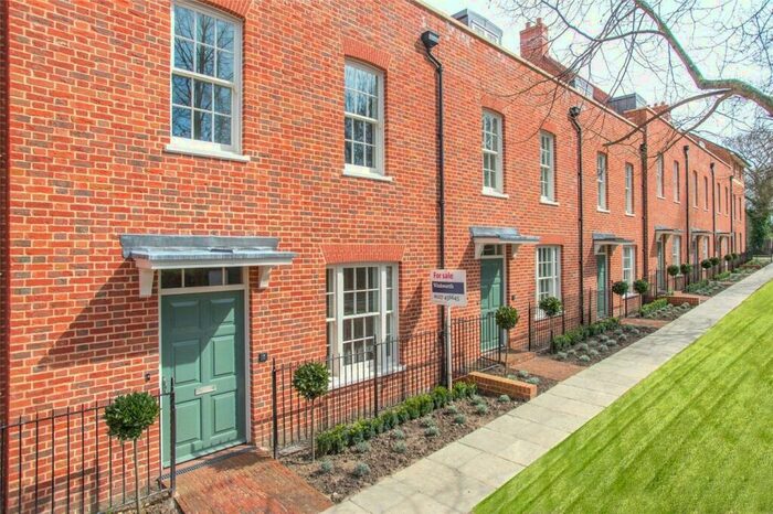 4 Bedroom Terraced House To Rent In Old Ruttington Lane, Canterbury, CT1