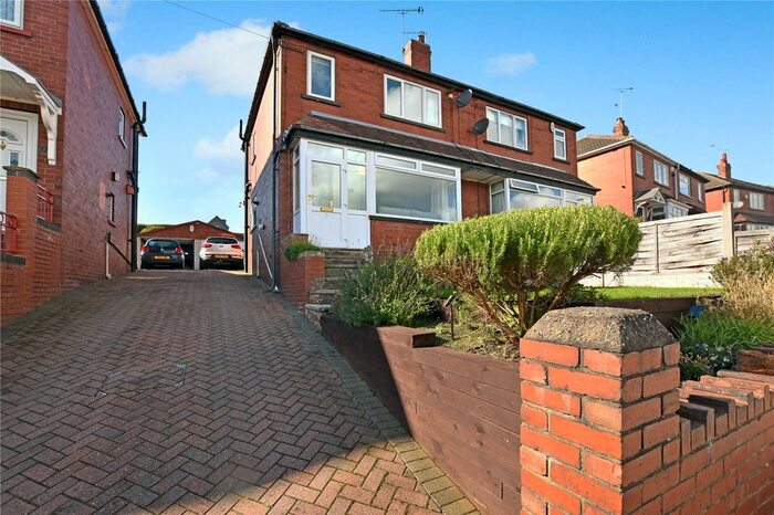 3 Bedroom Semi-Detached House To Rent In Hare Park Mount, Farnley, Leeds LS12