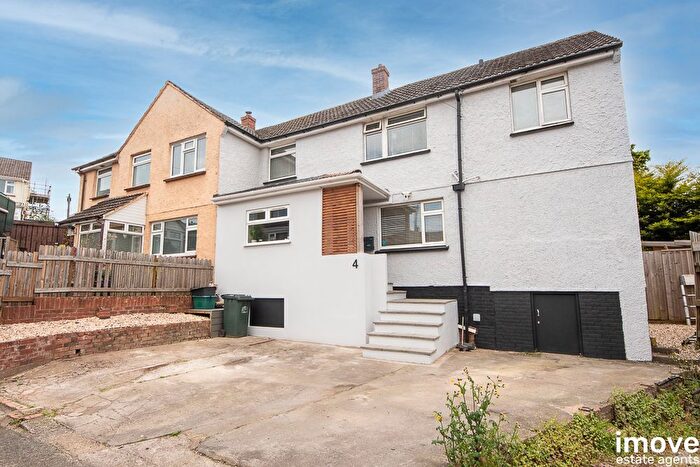 4 Bedroom Semi-Detached House For Sale In Fallowfield Close, Newton Abbot, TQ12