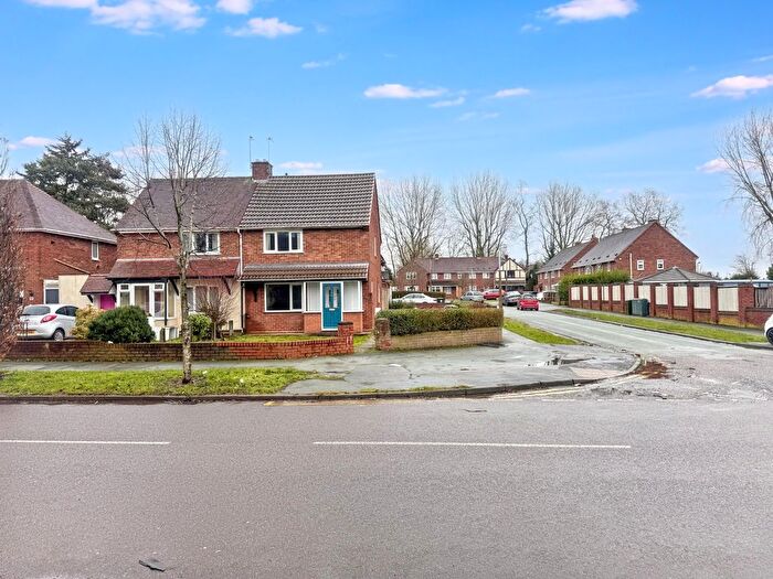 2 Bedroom Semi Detached House For Sale In , Griffiths Drive, Wednesfield, Wolverhampton, WV11