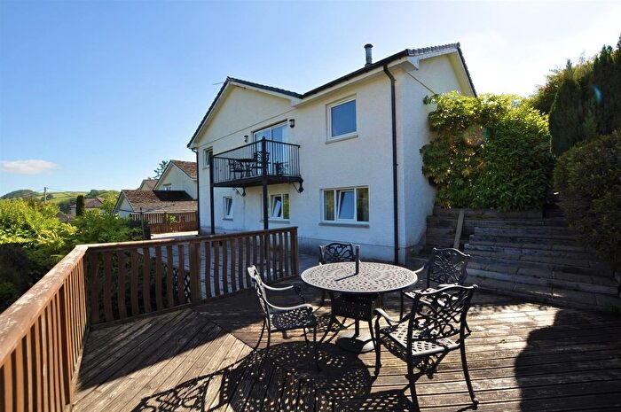 4 Bedroom Property For Sale In Bron Y Glyn Estate, Bronwydd Arms, Carmarthen, Carmarthenshire, SA33