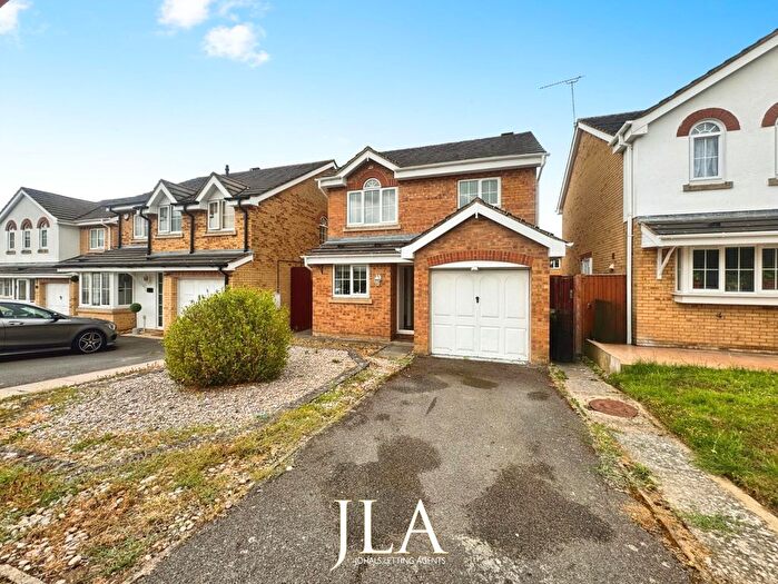 3 Bedroom Detached House To Rent In Newpool Bank, Oadby, Leicester, LE2