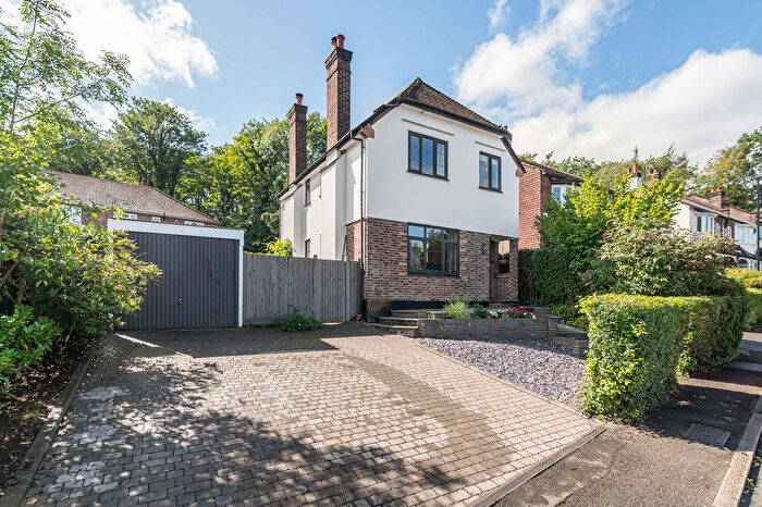 3 Bedroom Detached House For Sale In Olden Lane, Purley, CR8