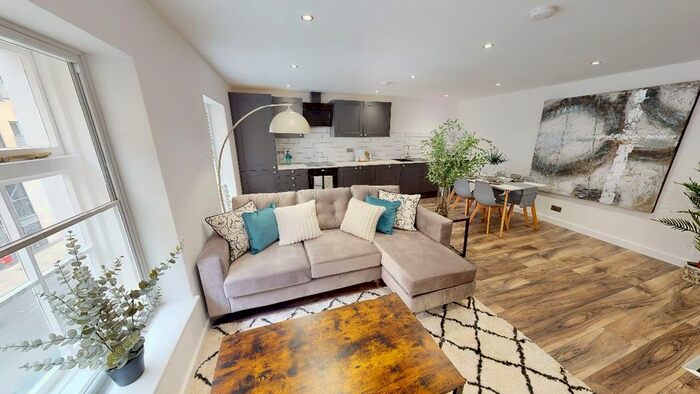 1 Bedroom Flat To Rent In - George Street, Hull, HU1