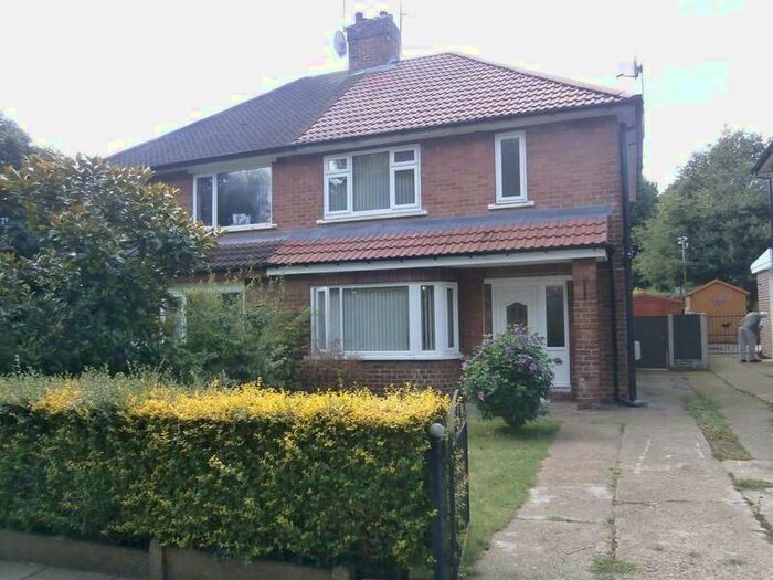 3 Bedroom Semi-Detached House To Rent In Ansten Crescent, Doncaster, DN4