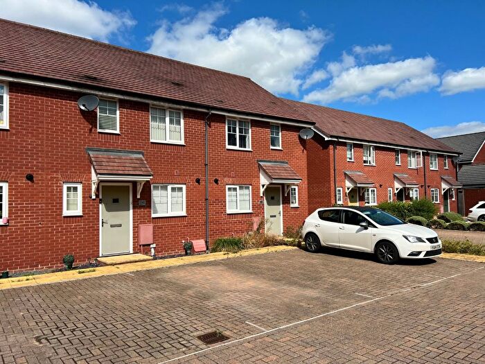 2 Bedroom Terraced House For Sale In Ampthill Way, Faringdon, Oxfordshire, SN7