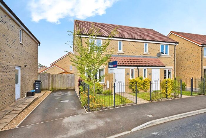3 Bedroom Semi Detached House For Sale In Sandpiper Drive, Houndstone, Yeovil, Somerset, BA22