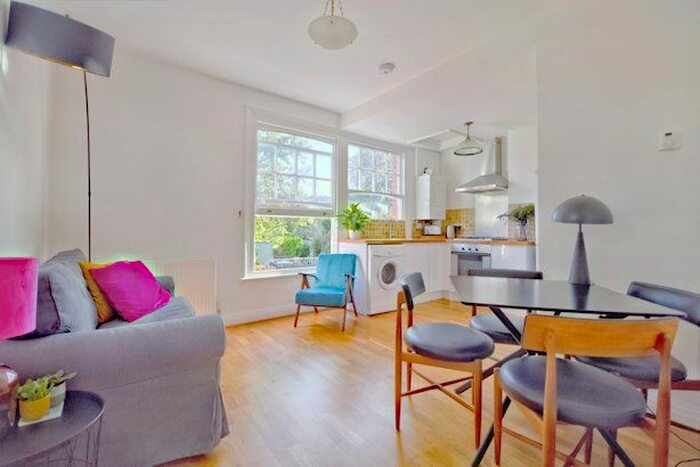 1 Bedroom Flat To Rent In Princes Avenue, London, N10