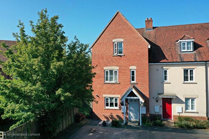 4 Bedroom End Of Terrace House For Sale In Orchard Dene Drive, Padworth, Reading, Berkshire, RG7