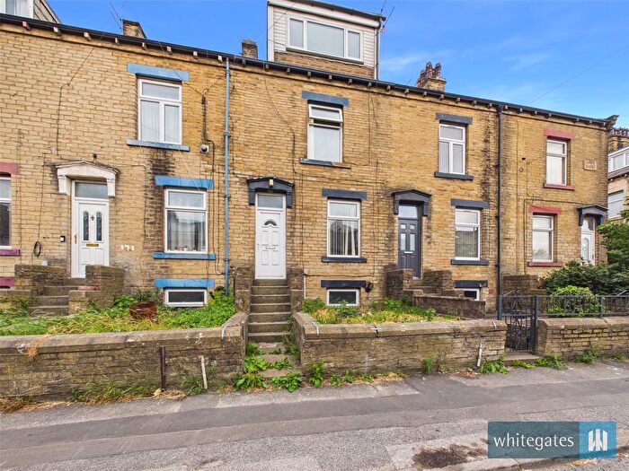 4 Bedroom Terraced House For Sale In Paley Road, Bradford, West Yorkshire, BD4