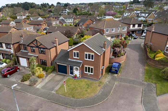 3 Bedroom Detached House For Sale In Primrose Lane, Sheringham, NR26