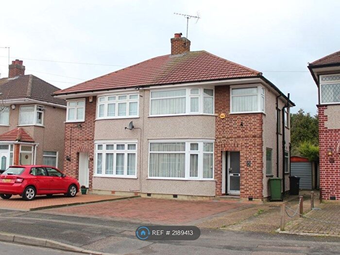 3 Bedroom Semi-Detached House To Rent In Elgin Avenue, Harrow, HA3