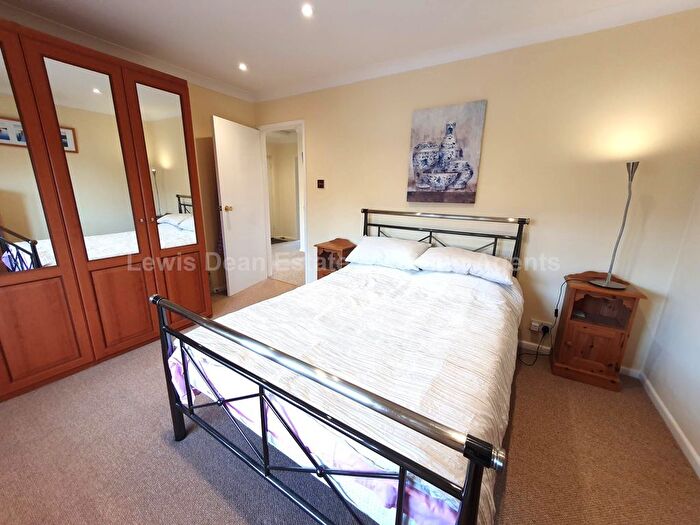 2 Bedroom Flat To Rent In High Street, Lytchett Matravers, Poole, BH16