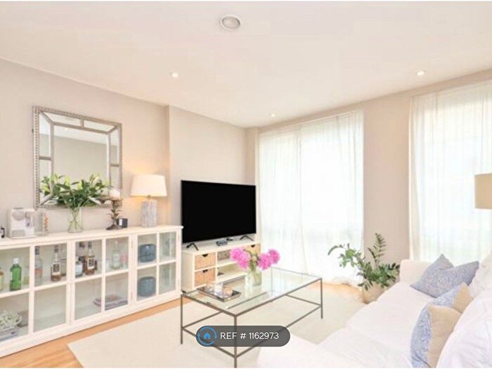 1 Bedroom Flat To Rent In Grove Place, London, SE9