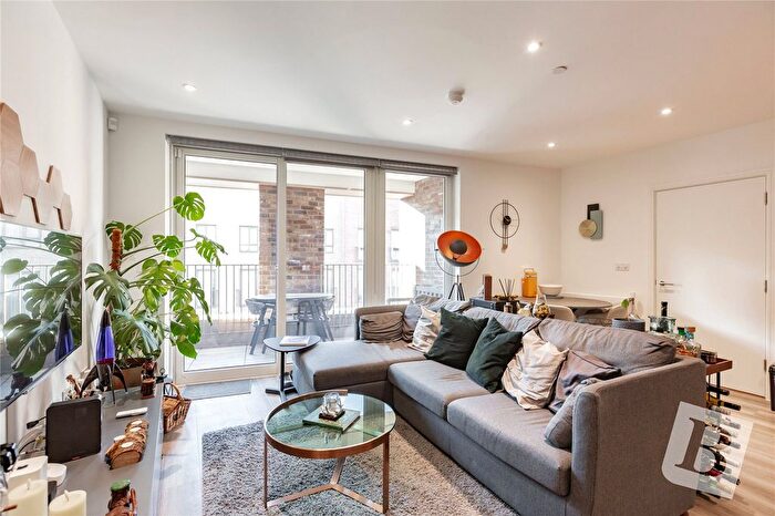 2 Bedroom Property For Sale In Dearborn House, Fairmont Road, Rainham, RM13