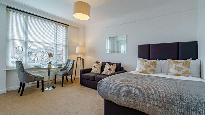 Studio To Rent In Hill Street, Mayfair, W1J