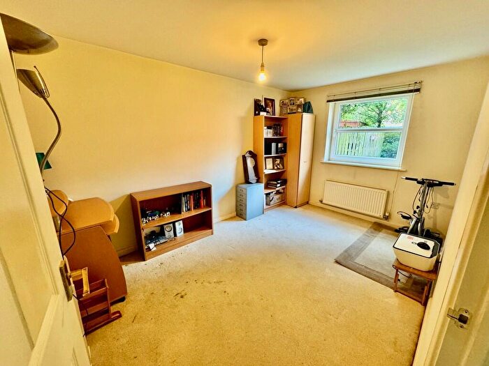 2 Bedroom Apartment For Sale In Vine Lane, Acocks Green, B27