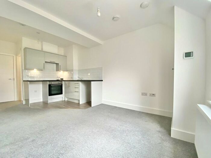 Studio To Rent In Fernwood Court, - Christchurch Road, Bournemouth, BH1