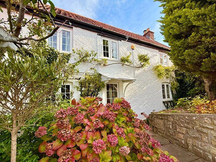 4 Bedroom Detached House For Sale In Wick Road, Bishop Sutton, BS39