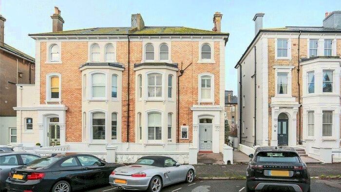 2 Bedroom Maisonette To Rent In Selborne Road, Hove, BN3