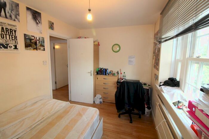 4 Bedroom Flat To Rent In Chalton Street, Euston, NW1