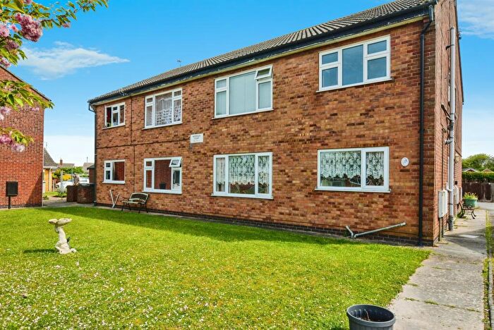 2 Bedroom Flat For Sale In Queens Road, Skegness, PE25