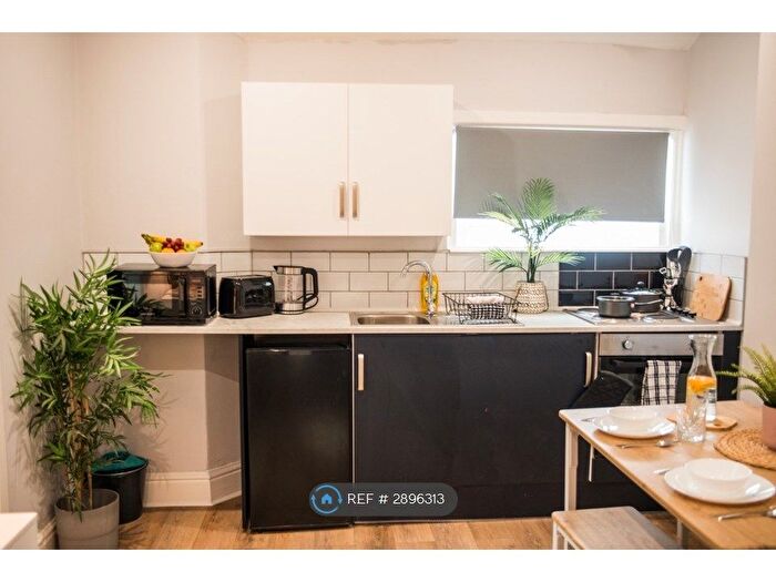 Studio To Rent In Derby Road, Blackpool, FY1