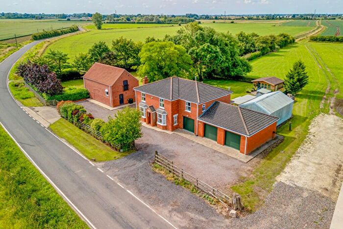 6 Bedroom Detached House For Sale In Holmes Road, Kirton Holme, PE20