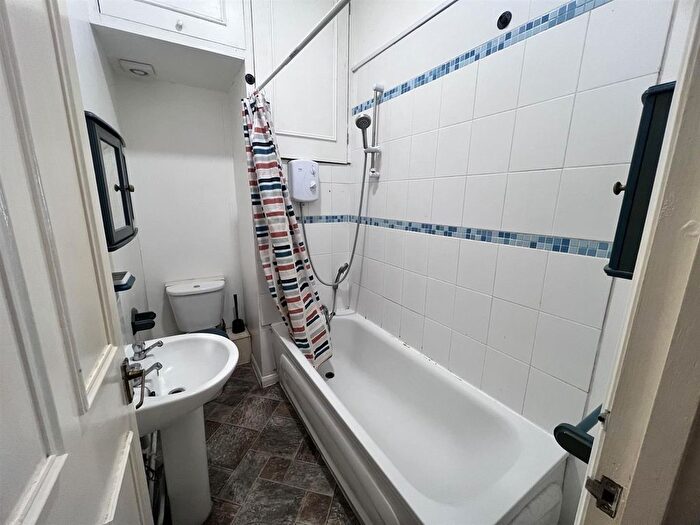 2 Bedroom Flat To Rent In Outram Road, Southsea, PO5