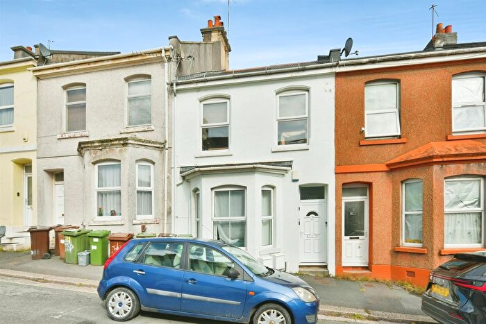 2 Bedroom Flat For Sale In Wake Street, Plymouth, PL4