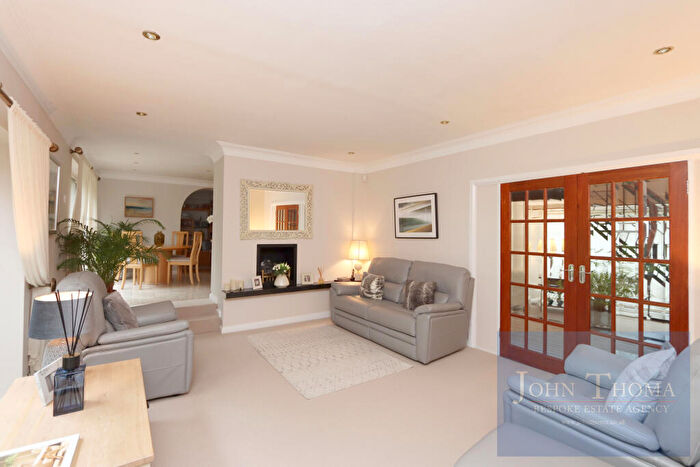 5 Bedroom Detached House For Sale In Bracken Drive, Chigwell, Essex, IG7