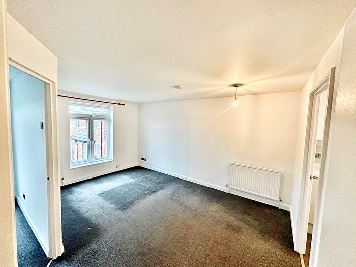 1 Bedroom Apartment To Rent In Lion Court, NW4