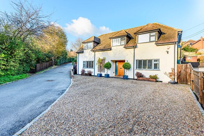 4 Bedroom Detached House For Sale In Marlow Bottom, Marlow, SL7