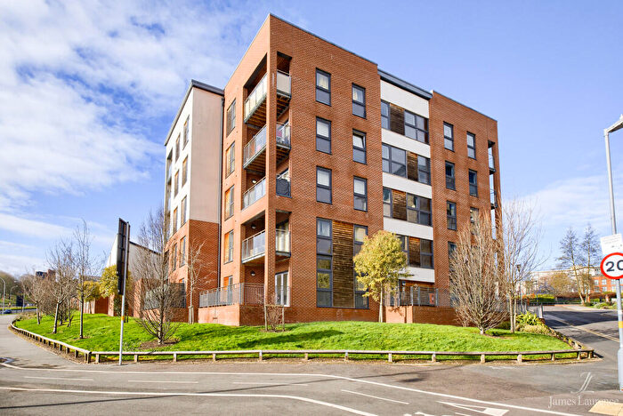 2 Bedroom Apartment To Rent In Madison Walk, Park Central, Birmingham City Centre, B15