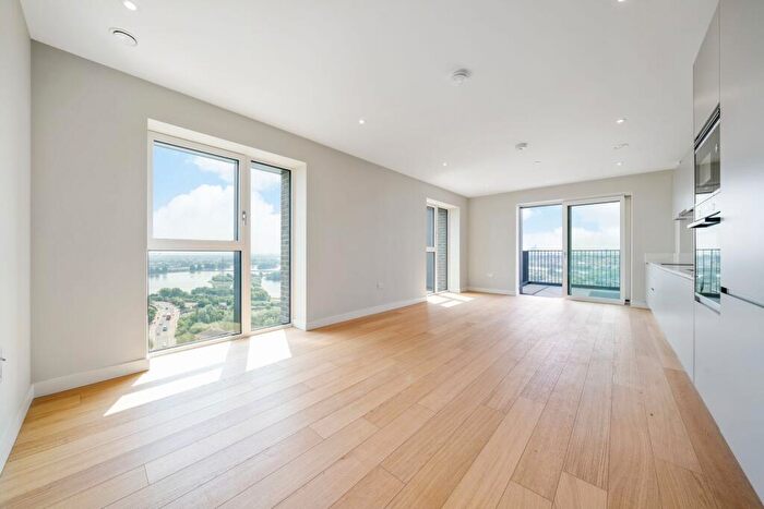 2 Bedroom Apartment To Rent In Navigation Point, Hale Wharf, Ferry Lane, London, N17