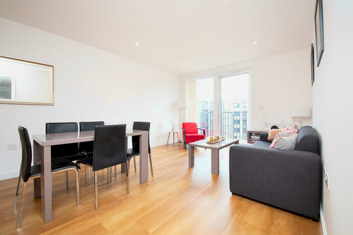 3 Bedroom Apartment To Rent In Endeavour House, Ashton Reach, London, SE16