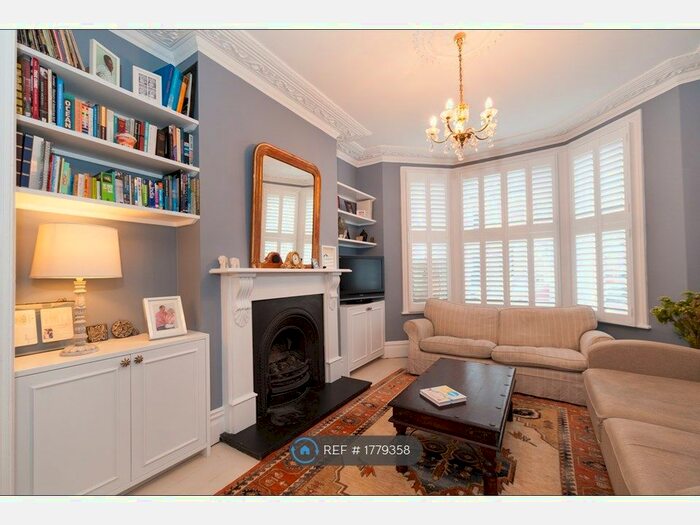 4 Bedroom Terraced House To Rent In Corrance Road, London, SW2