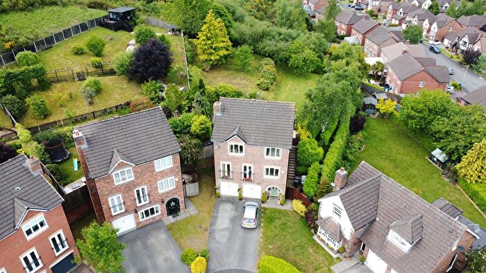 4 Bedroom Property For Sale In Vale View, Leek, ST13