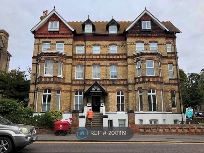 2 Bedroom Flat To Rent In Westbourne Lodge, Folkestone, CT20