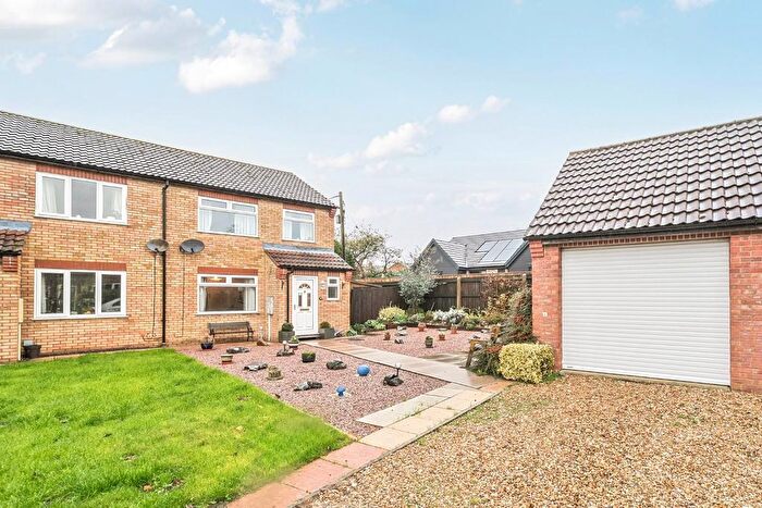 3 Bedroom Semi-detached House For Sale In Islip Court, Horncastle, LN9