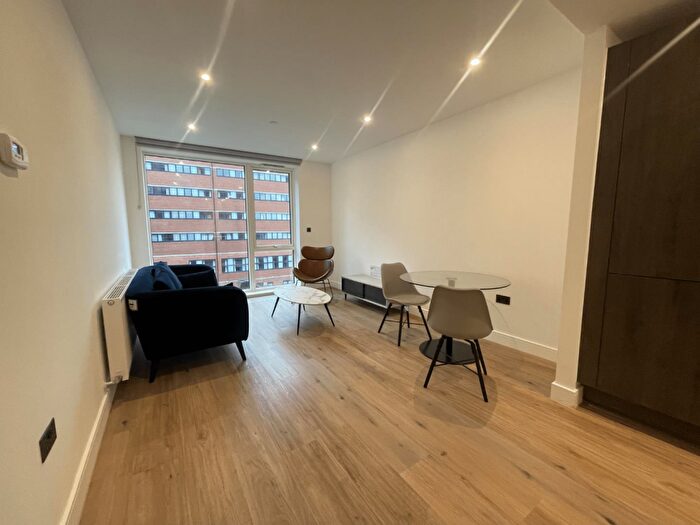 1 Bedroom Apartment To Rent In The Colmore, Shadwell Street, Birmingham, B4