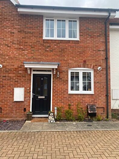 2 Bedroom Property For Sale In Oak Tree Close, Odiham, Hook, Hampshire, RG29