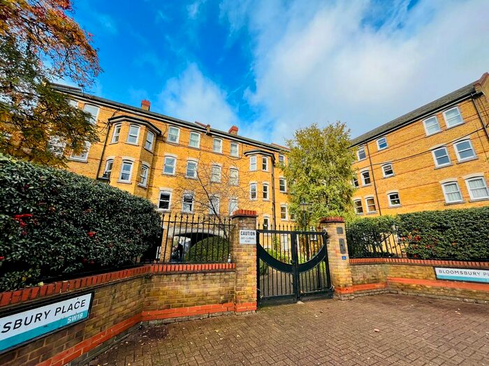 1 Bedroom Flat To Rent In Bloomsbury Place, London, SW18