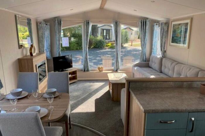 2 Bedroom Caravan Mobile Home For Sale In Malvern View, Worcestershire, WR6